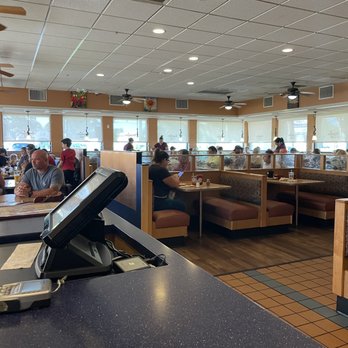 Somers Sunshine Cafe - Seating inside - busy Sunday - Breakfast & Brunch Near Me - Palm Bay, Florida