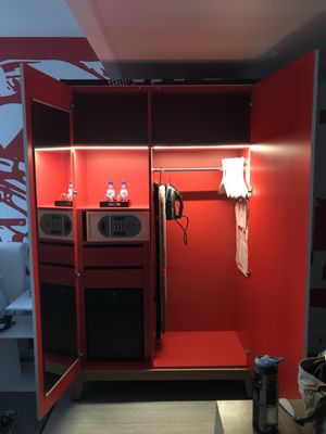 Radisson RED Brussels by null