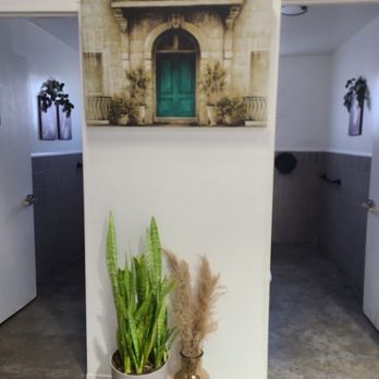 Kazaa Studios - Bathrooms - Venues & Event Spaces Near Me - Fontana, California Kazaa Studios - Bathrooms - Venues & Event Spaces Near Me - Fontana, California