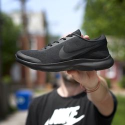Famous Footwear