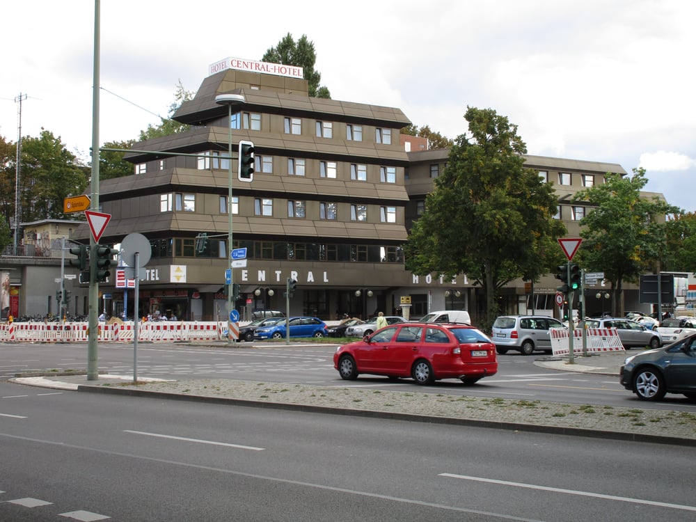 CENTRAL HOTEL TEGEL, - Holzhauser Str. 2, Berlin, Germany - Hotels ...