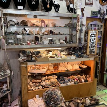 miner's claim - Shop's crystals/rocks/stones, necklaces, bracelets, and more - Jewelry Near Me - Truth or Consequences, New Mexico