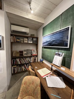 Tokyo Little House by null