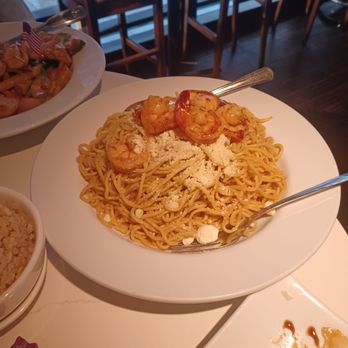 Wokcano - Garlic noodles withe shrimp - Chinese Near Me - Los Angeles, California