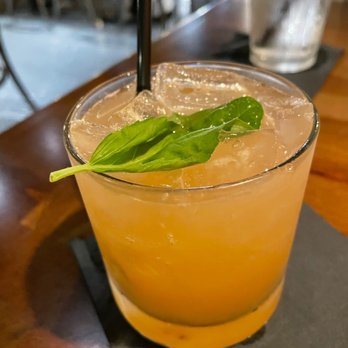 Hard Count Kitchen & Cocktails - Basil Bourbon Smash- yum! - Cocktail Bars Near Me - Georgetown, Texas Hard Count Kitchen & Cocktails - Basil Bourbon Smash- yum! - Cocktail Bars Near Me - Georgetown, Texas