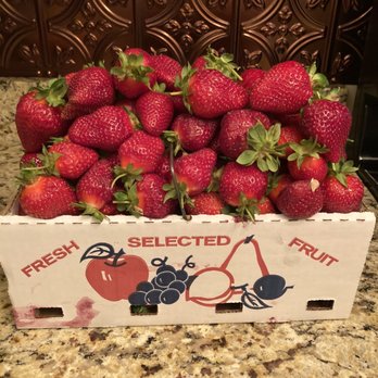 Ingram's Strawberries - 8lbs of strawberries in the one size box for 13$ - Fruits & Veggies Near Me - High Point, North Carolina