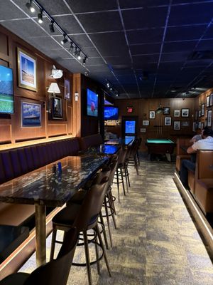 Chelsea Corner by null
