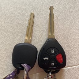 Original that was lost on the right ... $250 replacement on the left (don't even unlock remotely) and fails to start car sometimes.