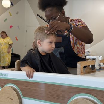 Sit Still - Kids Hair Salons Near Me - Fort Lauderdale, Florida Sit Still - Kids Hair Salons Near Me - Fort Lauderdale, Florida