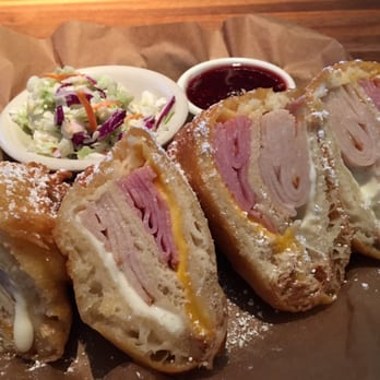 Cheddar's Scratch Kitchen - Montecristo with a side of slaw - American Near Me - Austin, Texas