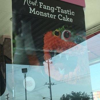 Baskin-Robbins - Ice cream cake for those October babies!!! - Ice Cream & Frozen Yogurt Near Me - Los Angeles, California