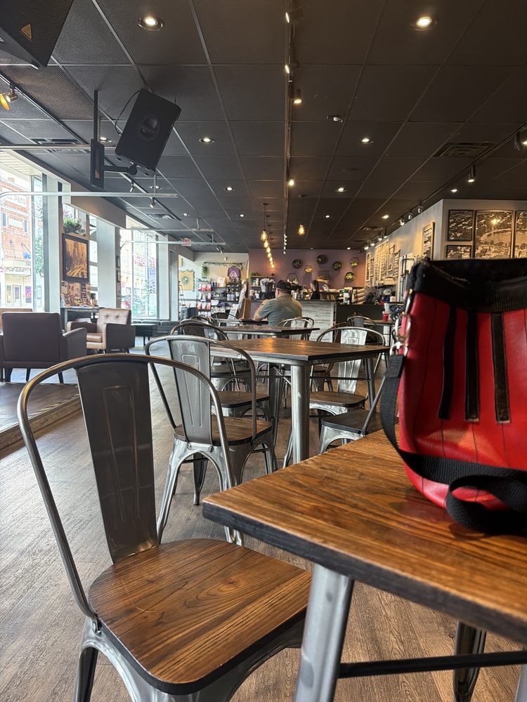 Social spots from Kavé Coffee Bar