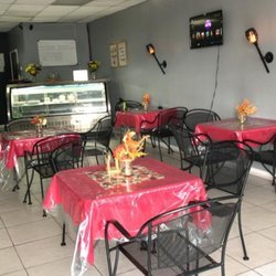 Wild N Smokey Bbq - Dining Area
