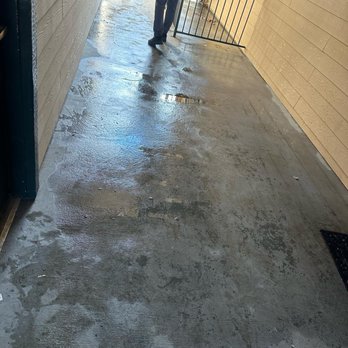 Pinnacle Heights - Water coming out from the apartment  504 - Apartments Near Me - Antioch, Tennessee