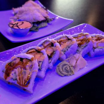 Rock N Roll Sushi - Lunch Combo... Spicy Shrimp Roll and Crispy Crab Wontons. - Sushi Bars Near Me - Spring Hill, Tennessee
