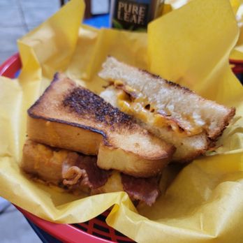 Mac Santa Fe - Full house grilled cheese sandwich - Sandwiches Near Me - Santa Fe, New Mexico