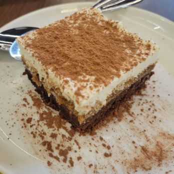 Phoenix - Brownie tiramisu - Breakfast & Brunch Near Me - Temple Terrace, Florida