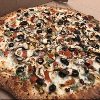 Giovanni's Pizza - Veggie pizza with Alfredo sauce - Pizza Near Me - Amarillo, Texas Giovanni's Pizza - Veggie pizza with Alfredo sauce - Pizza Near Me - Amarillo, Texas
