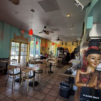 Thai House - Lovely decor - Thai Near Me - Sacramento, California