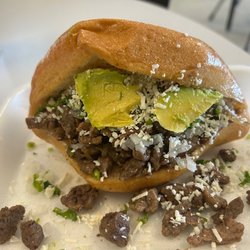 Taquería La Hermosa - Asada Torta