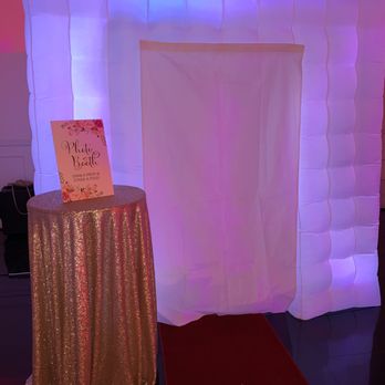 Props & Pics Photo Booth - Inflatable background available - Photo Booth Rentals Near Me Props & Pics Photo Booth - Inflatable background available - Photo Booth Rentals Near Me