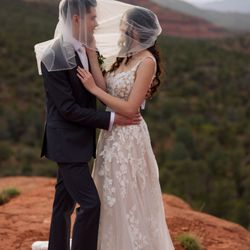 JReece Photography - Romantic sunset couples photos in Sedona