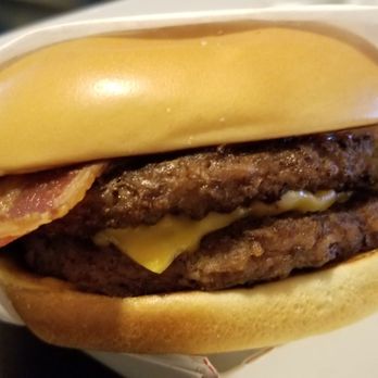 Jack in the Box - BACON ULTIMATE CHEESEBURGER - Fast Food Near Me - Daly City, California Jack in the Box - BACON ULTIMATE CHEESEBURGER - Fast Food Near Me - Daly City, California