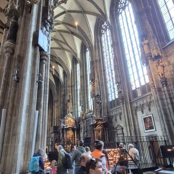 Domkirche St. Stephan - Churches Near Me - Vienna, 9