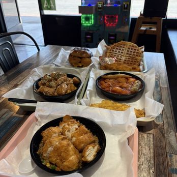 Legend Hot Chicken - Chicken Shop Near Me - Hawaiian Gardens, California Legend Hot Chicken - Chicken Shop Near Me - Hawaiian Gardens, California