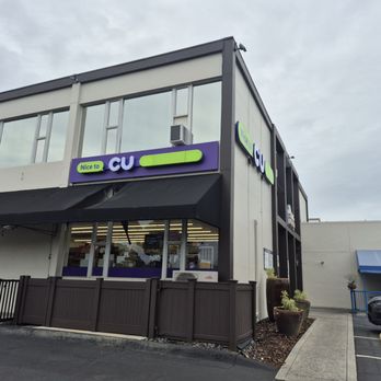 CU Hawaii - Kahala - Outside - Convenience Stores Near Me - Honolulu, Hawaii