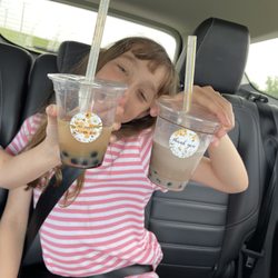 Lil Bee's Boba - Milk tea drinks with boba
