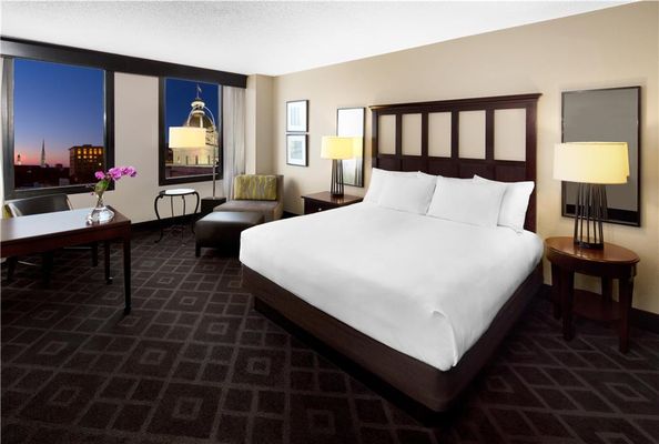 Hyatt Regency Savannah by null