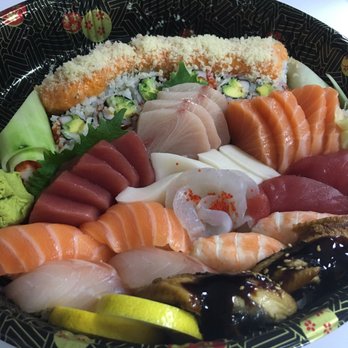 Maguro - Sushi and sashimi platter $51 - Sushi Bars Near Me - New York, New York Maguro - Sushi and sashimi platter $51 - Sushi Bars Near Me - New York, New York