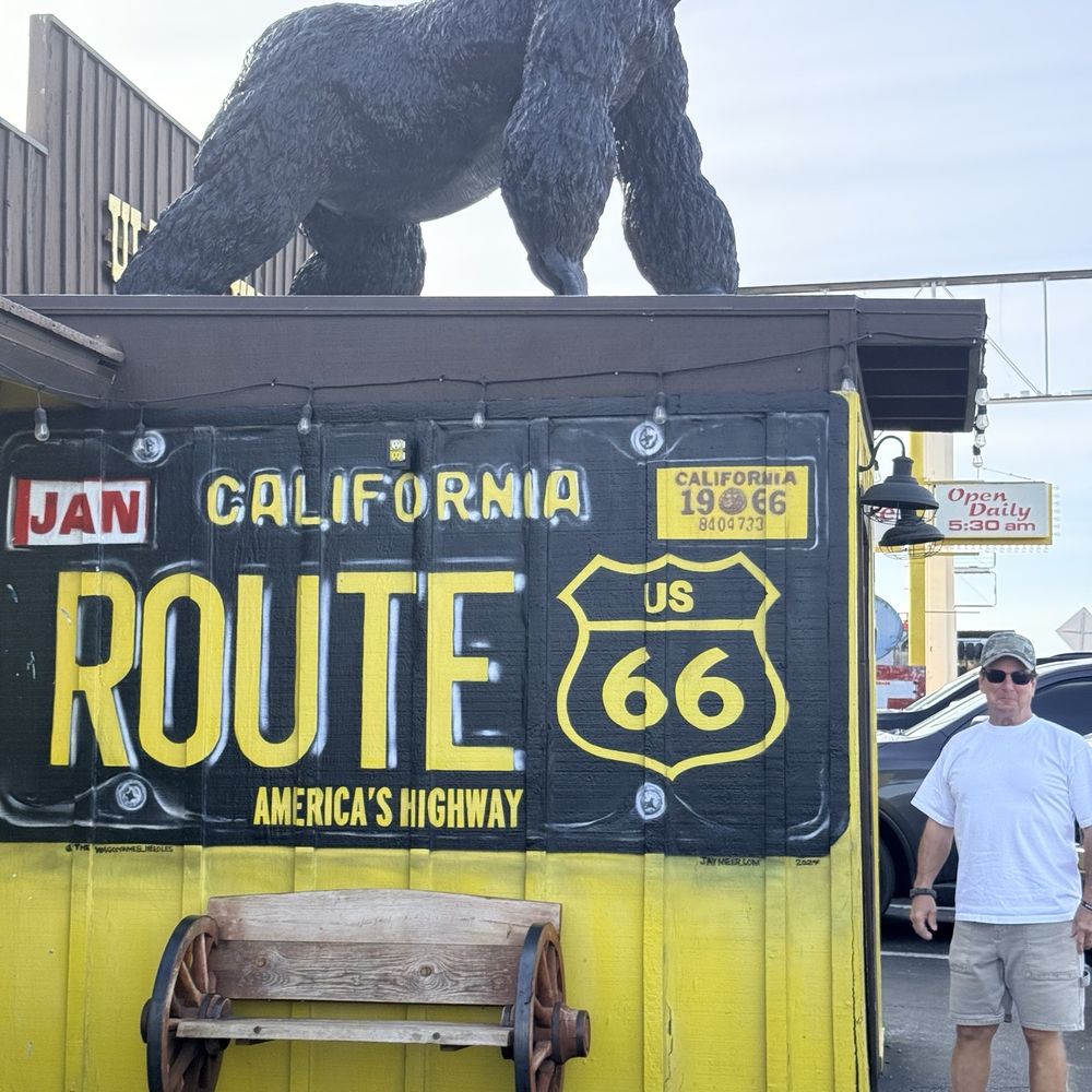 Wagon Wheel Restaurant - American Near Me - Needles, California