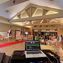 DJ Vee - Indian event