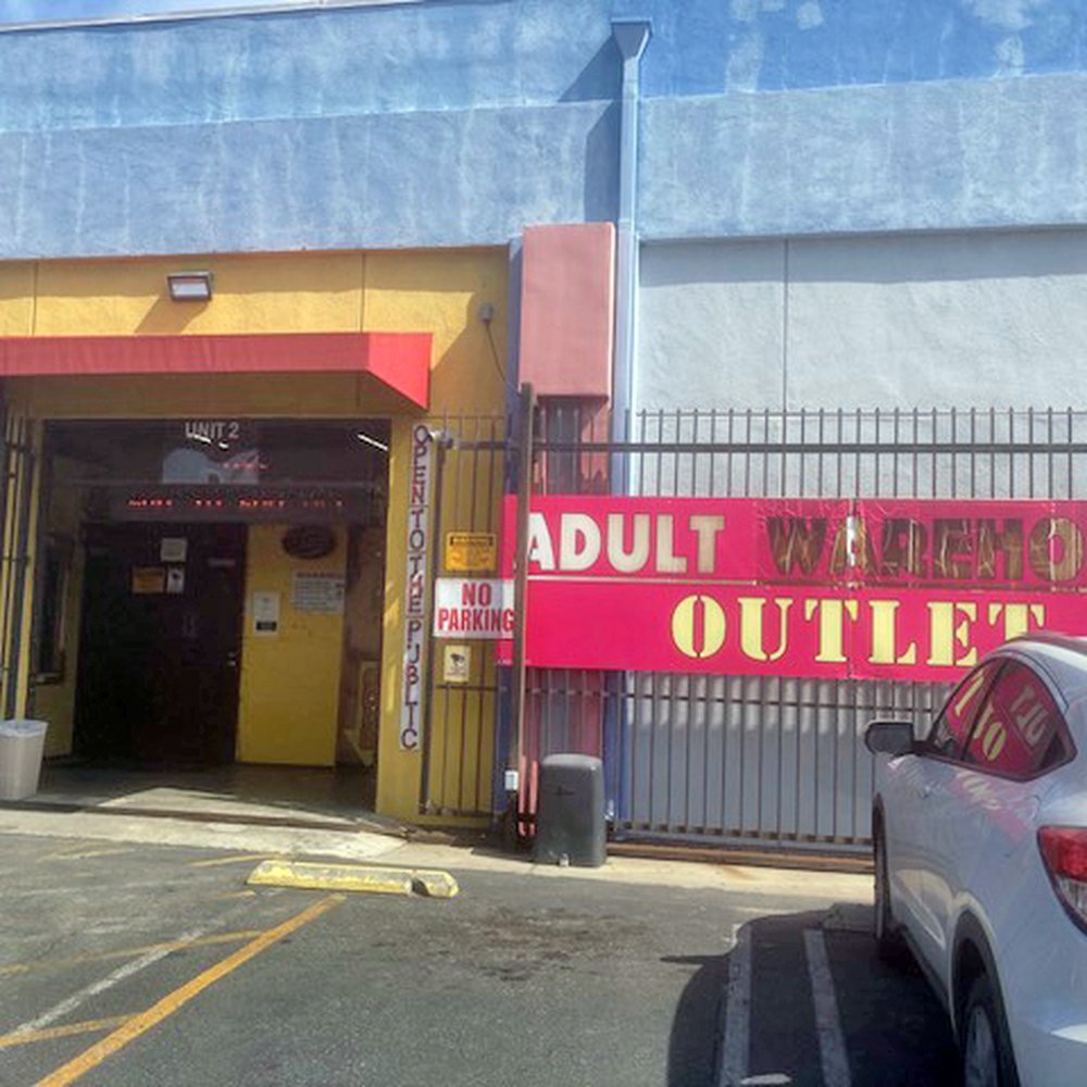 ADULT WAREHOUSE OUTLET - PANORAMA CITY - Updated May 2025 - 26 Photos & 31  Reviews - 8126 Van Nuys Blvd, Panorama City, California - Adult Shops -  Phone Number - Yelp