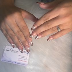 Natural Nails - I got fall nails and Anna did amazing I 100% would recommend coming here !!