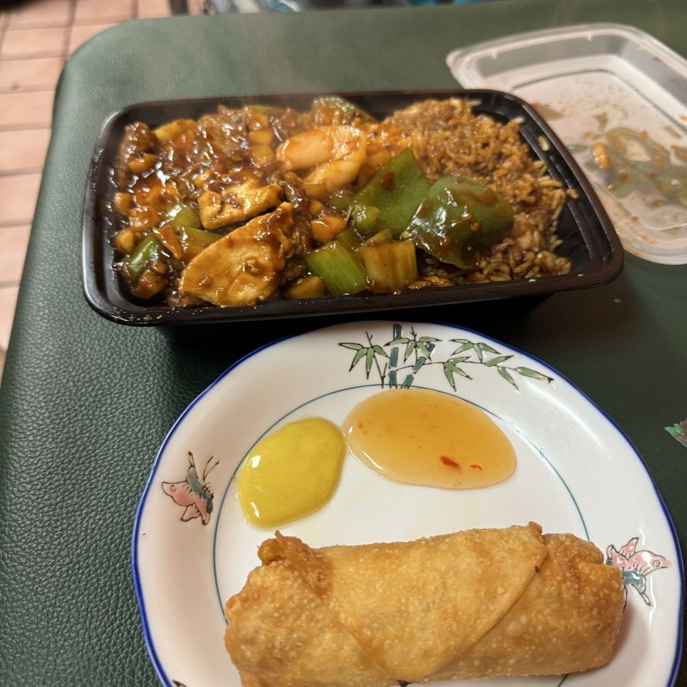 Hunan Egg Roll King - Chinese Near Me - Chicago, Illinois