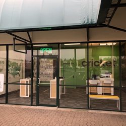 Cricket Wireless Authorized Retailer - Front door