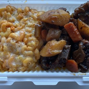Culcha Caribbean Cuisine - Oxtail with Mac and Cheese - Seafood Near Me - Haledon, New Jersey Culcha Caribbean Cuisine - Oxtail with Mac and Cheese - Seafood Near Me - Haledon, New Jersey