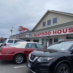Woolley's Fish Market - Storefront
