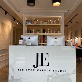Jen Evoy Makeup Studio - Makeup Artists Near Me - Toronto, Ontario