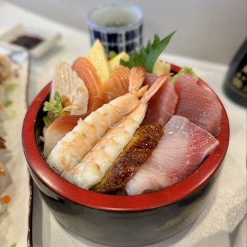 Gohan Sushi - Chirashi bowl - Sushi Bars Near Me - Milpitas, California Gohan Sushi - Chirashi bowl - Sushi Bars Near Me - Milpitas, California