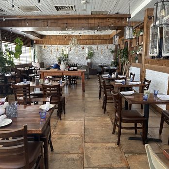 Fiori - Gorgeous interior - Italian Near Me - Flower Mound, Texas Fiori - Gorgeous interior - Italian Near Me - Flower Mound, Texas