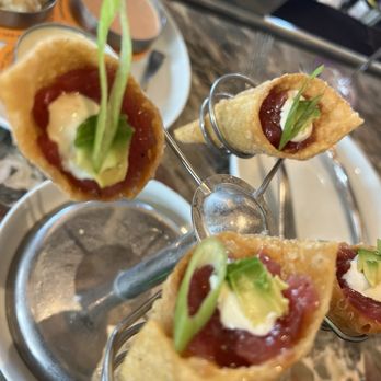 Henry's Palm Beach - Ahi tuna cones. - Bars Near Me - Palm Beach, Florida Henry's Palm Beach - Ahi tuna cones. - Bars Near Me - Palm Beach, Florida