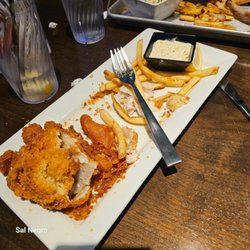 Dave & Buster's Capitol Heights - This is not Fish and Chips. This is a Grease and Heavy Salt dish.
