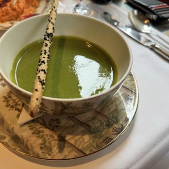 Brasserie Max - Pea and Mint Soup - Modern European Near Me - London, XGL Brasserie Max - Pea and Mint Soup - Modern European Near Me - London, XGL