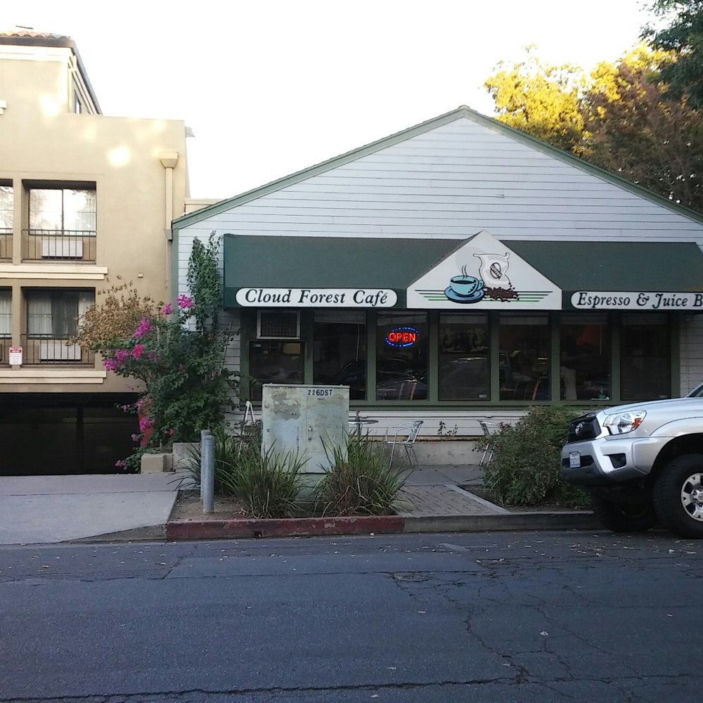 Cloud Forest Cafe - from the ouside - Coffee & Tea Near Me - Davis, California