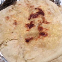 Royal Khan's Tandoori - Cheese nan