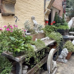 Perennial Clay and Garden - Outdoor garden 3